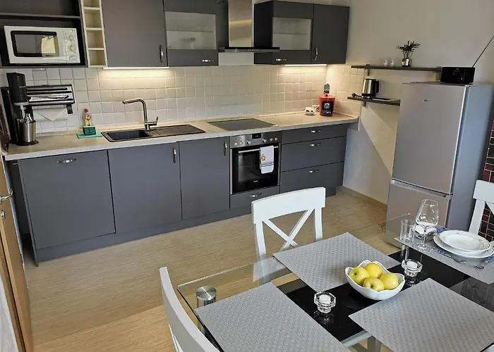 Andalucia Apartment *